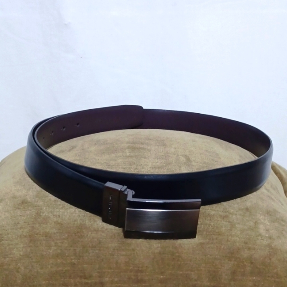 SWISS GEAR MENS BELT SIZE 42 IN A BEAUTIFUL BLACK LEATHER ⚫️